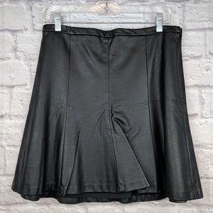 NWT Limited Outback Red black pleather skirt